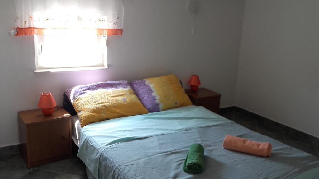 Apartments Aleksandra 拉布 外观 照片